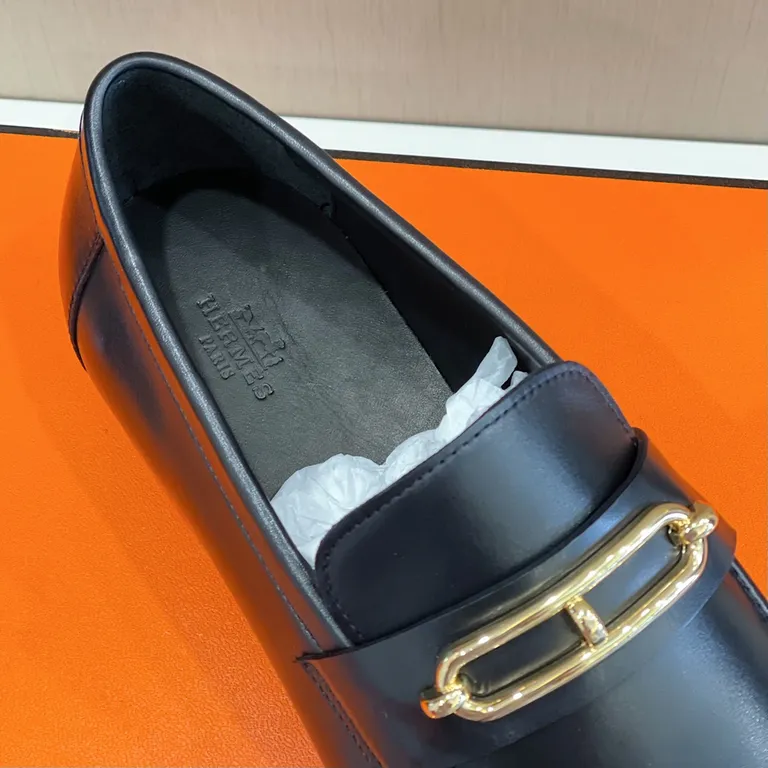 Hermes Shoe 